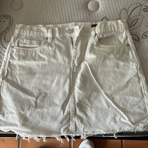 BLANK NYC white mini skirt never worn